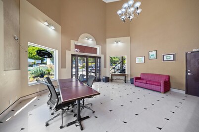 Econo Lodge Inn & Suites Fallbrook Downtown