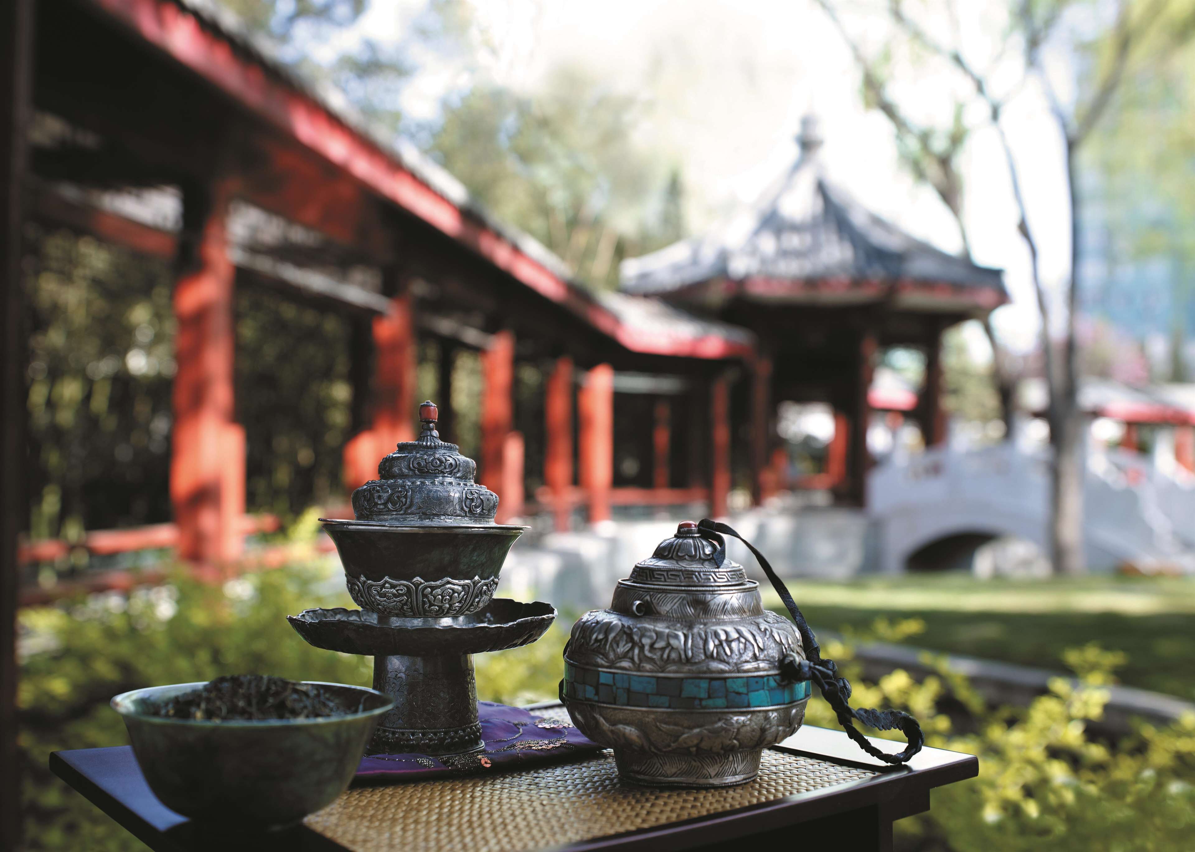 body treatments, aromatherapy, body wraps, body scrubs, facials