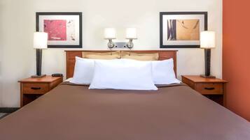 Suite, 1 King Bed, Non Smoking