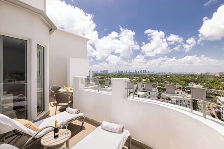 The Palms Hotel Spa - Image 37