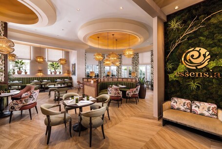 The Palms Hotel Spa - Image 66