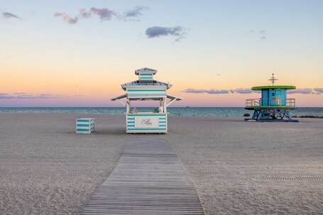 The Palms Hotel Spa - Image 78