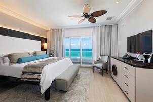 Egyptian cotton sheets, premium bedding, pillow-top beds, minibar