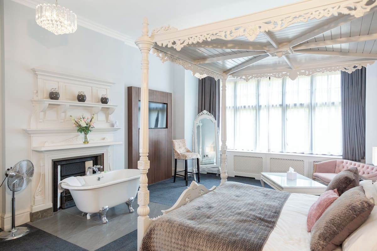 Suite – junior | Sengetøy av topp kvalitet og senger med overmadrass