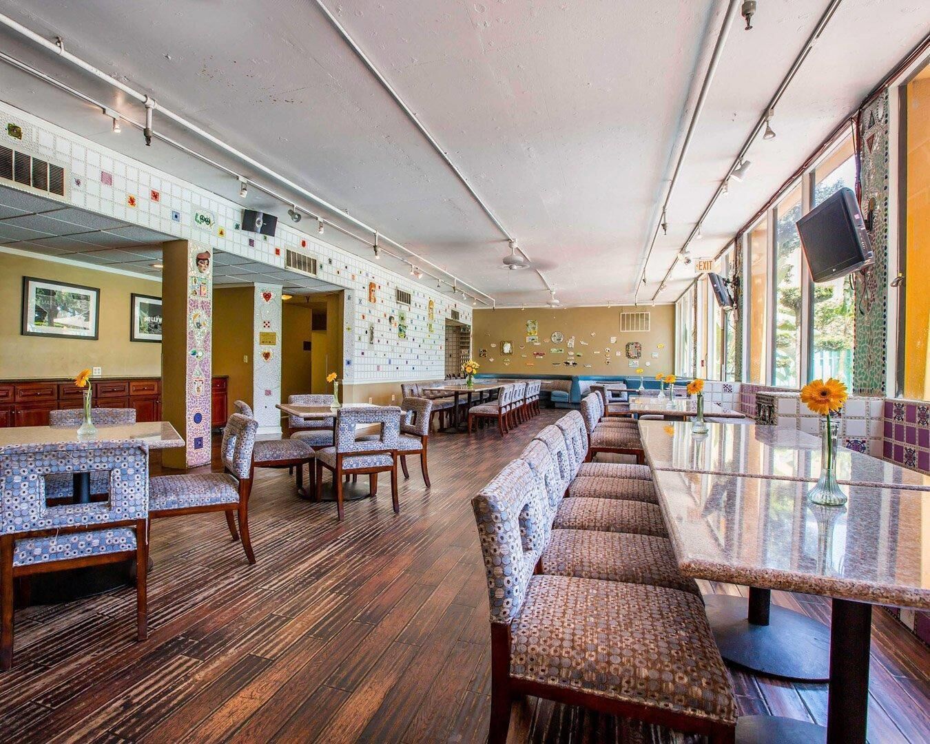Photo - Quality Inn & Suites Montebello - Los Angeles