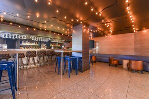 Bar (di hartanah)