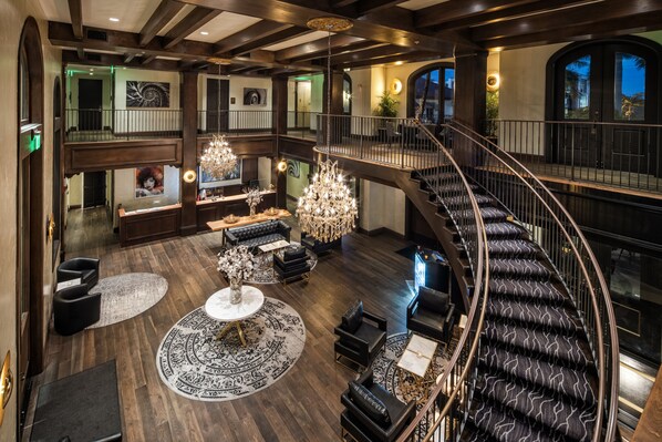 Lobby - Bellasera Resort (Naples)