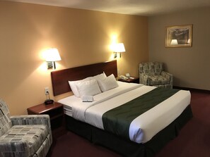 Standard Room, 1 King Bed, Non Smoking (Pet Friendly) | Premium bedding, down duvets, pillow-top beds, desk - Quality Inn Cedar City - University Area (Cedar City)