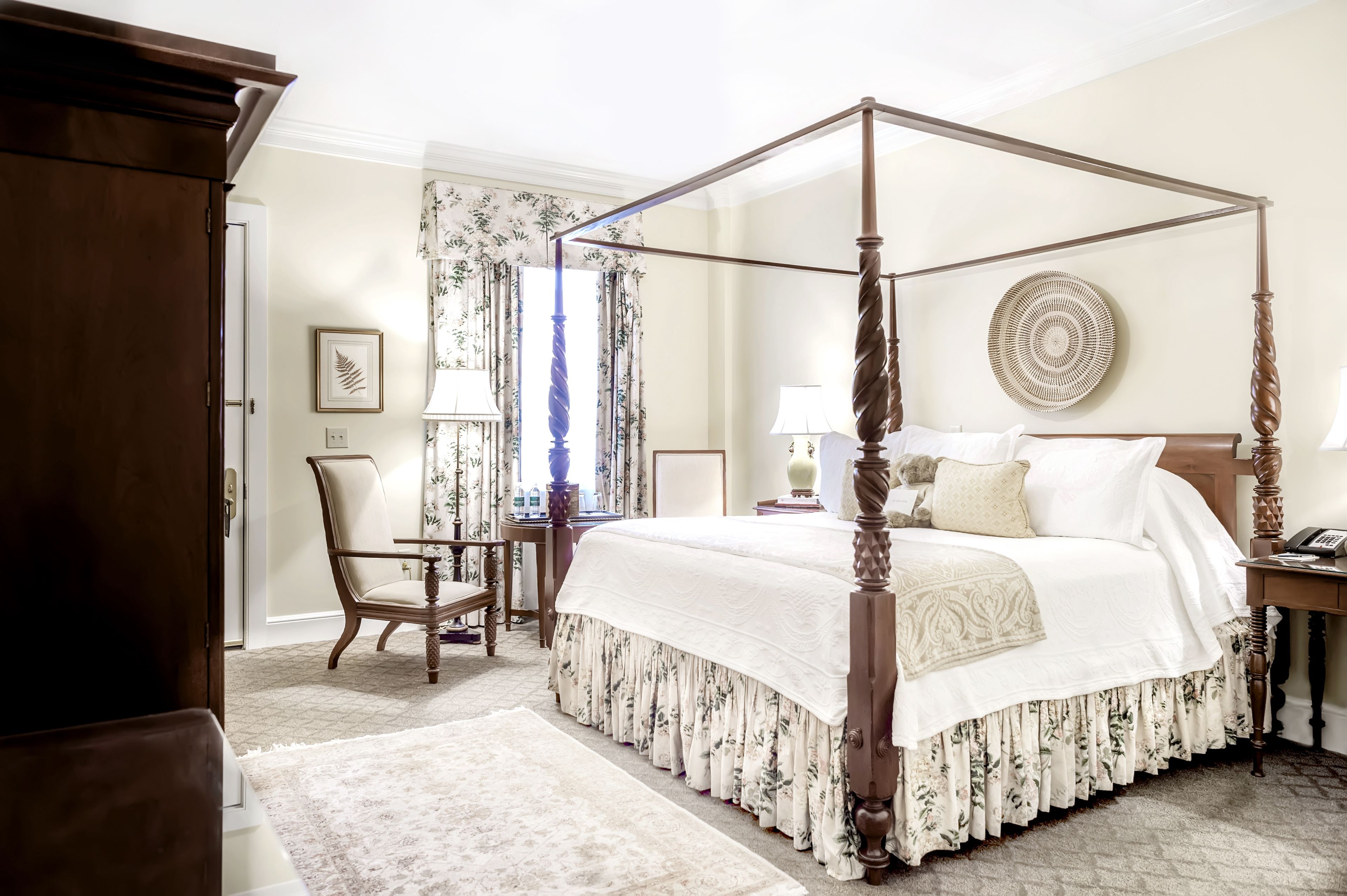 piazza room, 1 king bed | 1 bedroom, frette italian sheets, premium bedding, pillow-top beds