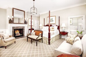 Penthouse King - Planters Inn (Charleston)