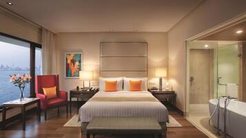 Egyptian cotton sheets, premium bedding, minibar, in-room safe