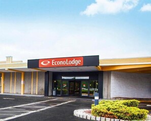 View from property - Econo Lodge (Somerset)