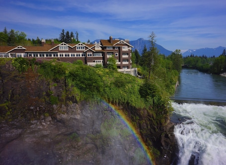 Exterior. Salish Lodge & Spa