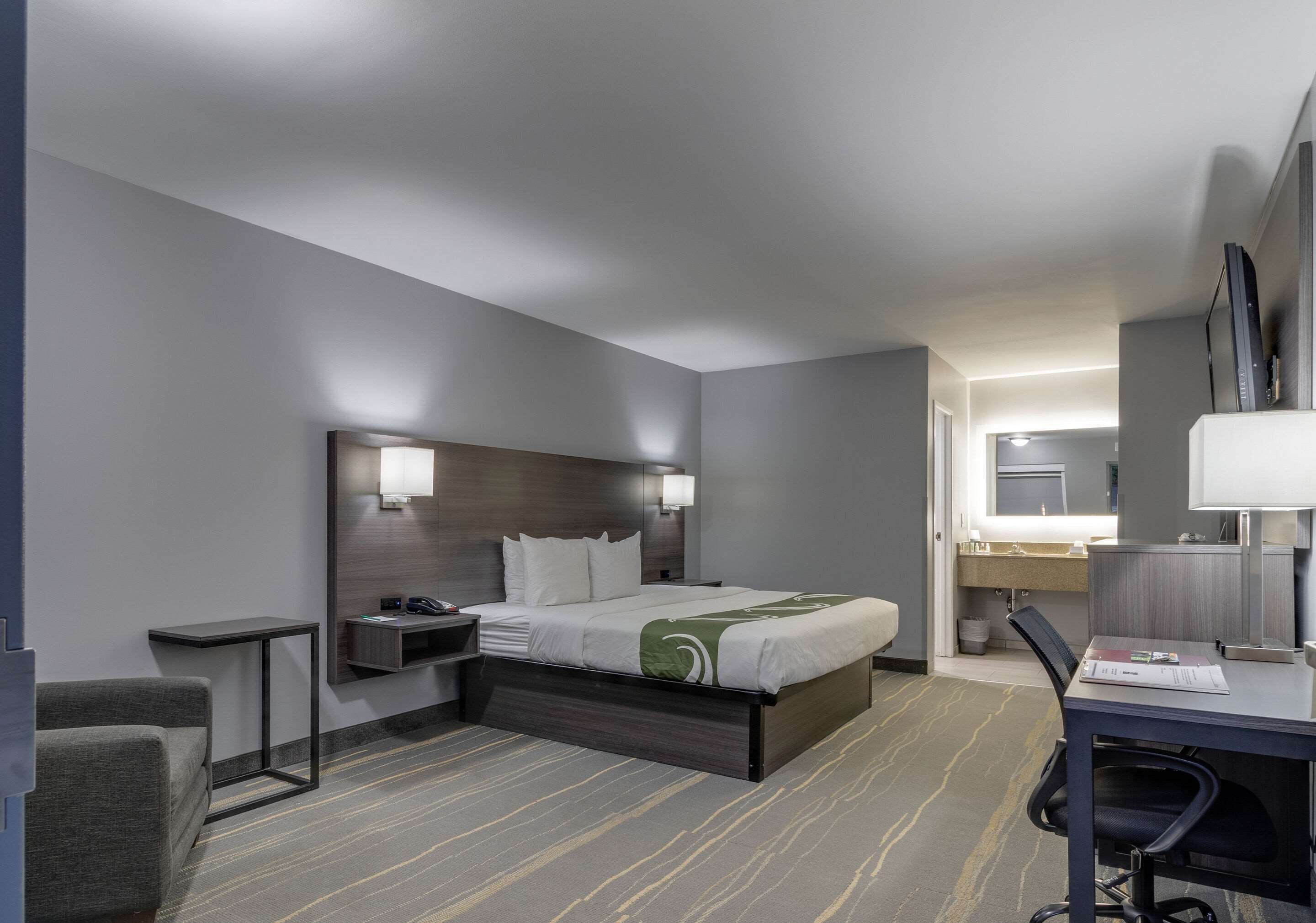 room, 1 king bed, non smoking | desk, blackout curtains, iron/ironing board, free wifi