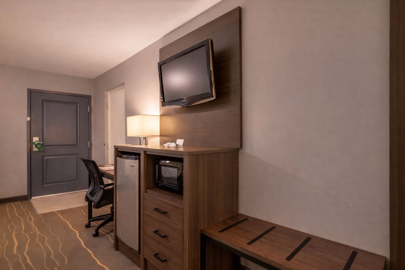 Desk, blackout drapes, iron/ironing board, free WiFi