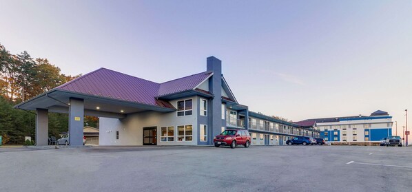 المنشأة من الخارج