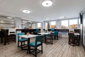 Free daily buffet breakfast - Quality Inn Kodak Sevierville (Kodak)