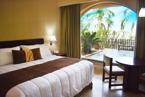 Premium bedding, down comforters, pillowtop beds, in-room safe