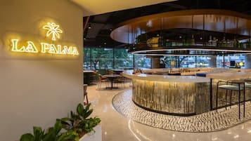 Bar (en la propiedad)