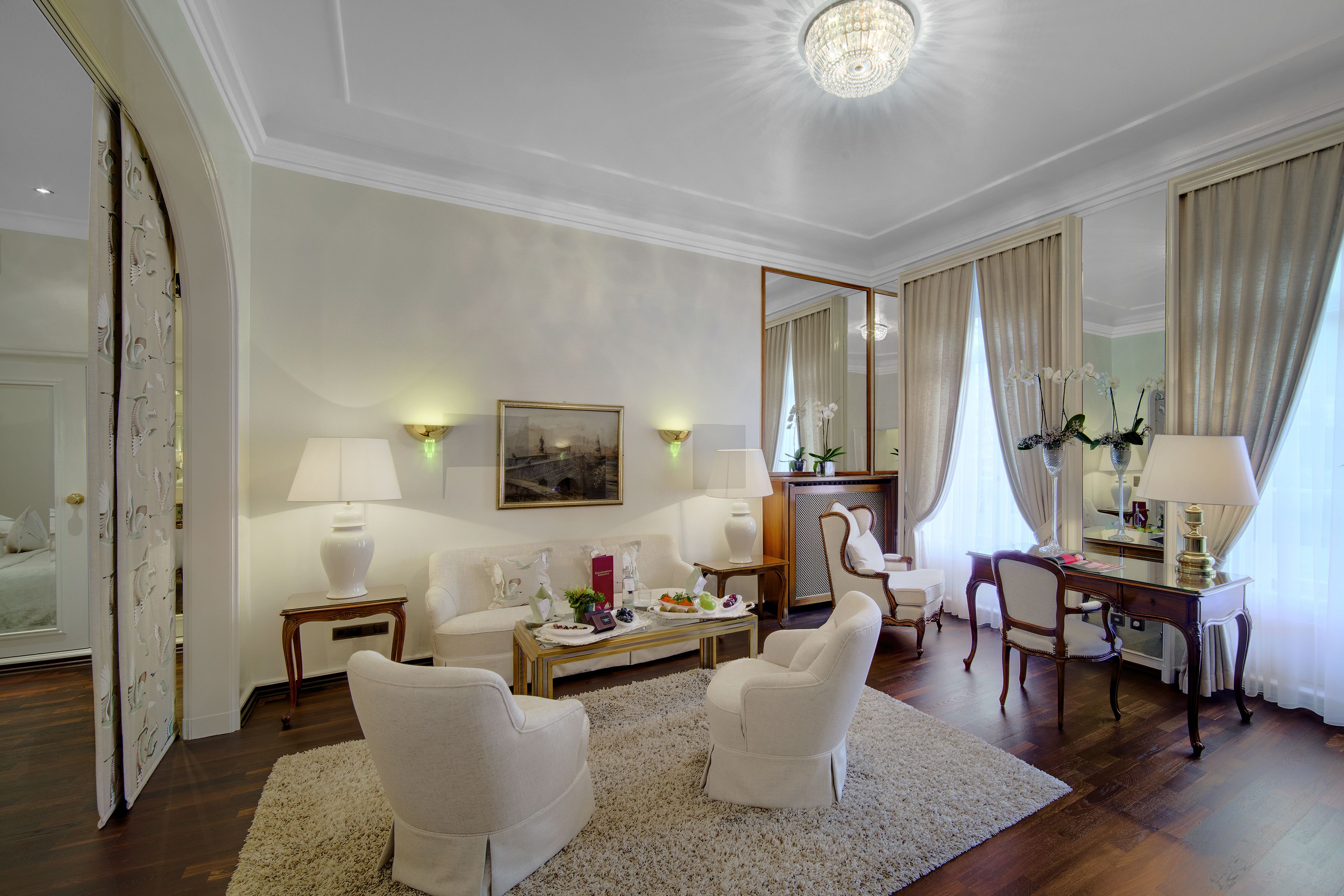 junior suite | premium bedding, minibar, in-room safe, individually decorated