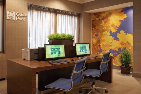 Courtyard by Marriott Downtown Toronto - Image 21