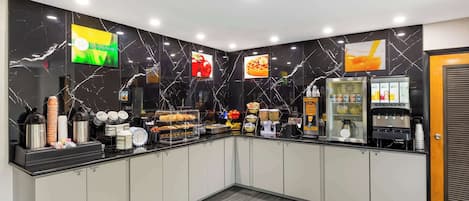Petit déjeuner buffet compris tous les jours