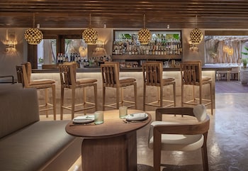 Dinner served at Mondrian Los Angeles