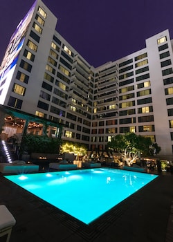Outdoor pool, open 6:00 AM to 6:00 PM, sun loungers at Mondrian Los Angeles