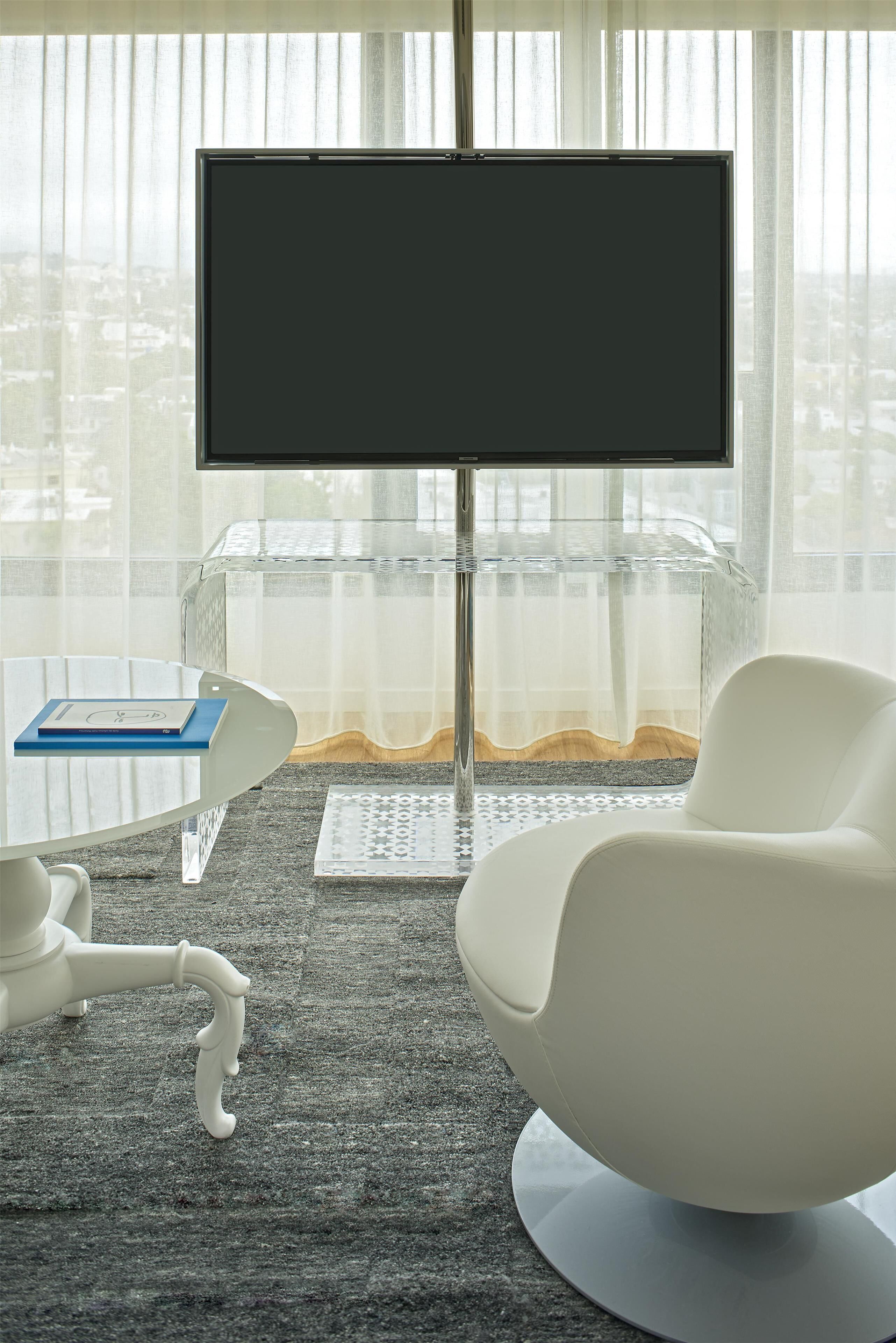 Rum - 2 dubbelsängar | Allergitestade sängkläder, Select Comfort-madrasser och minibar