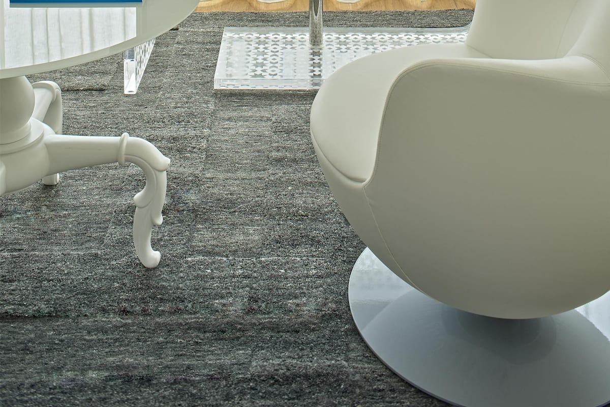 Rum - 2 dubbelsängar | Allergitestade sängkläder, Select Comfort-madrasser och minibar