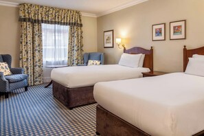 Standard Twin Room | 1 bedroom, desk, soundproofing, iron/ironing board
