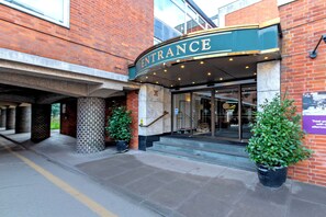 Exterior detail - Winchester Wessex Hotel by Sunday (Winchester)