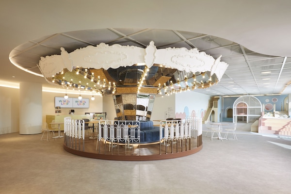 Children's play area - indoor