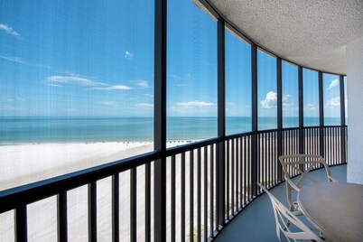 Pointe Estero Beach Resort