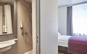 Habitación individual clásica (Cosy) | Regadera en el baño