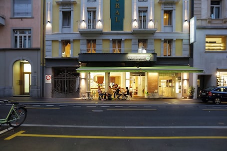Fachada de la propiedad. Hotel Central Luzern