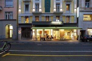 Fachada de la propiedad