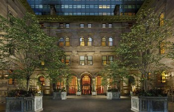 Bar (on property) at Lotte New York Palace