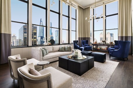 Lotte New York Palace - view 3