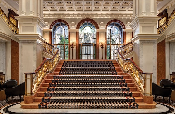 Lobby-Lounge