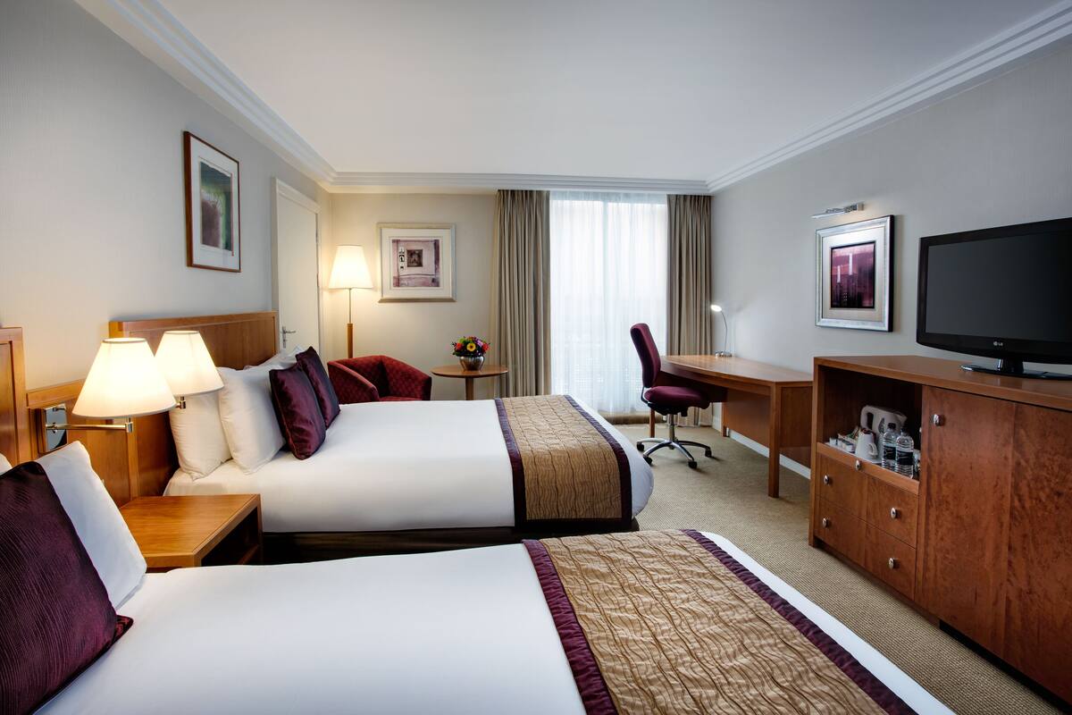 Standard Room, 2 Double Beds | Minibar, in-room safe, desk, blackout curtains