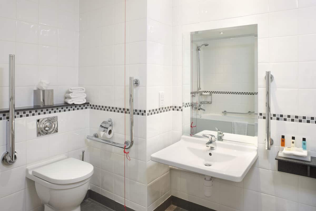 Minibar, in-room safe, desk, blackout curtains