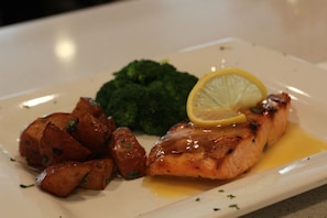 Food and drink - Four Points by Sheraton Monroeville (Monroeville)