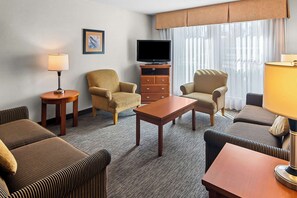 Suite, 2 Queen Beds, Non Smoking, Kitchen (with Sofabed)
