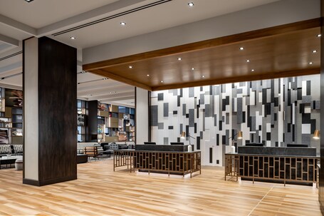 Sheraton Gateway Hotel In Toronto International Airport - Image 18