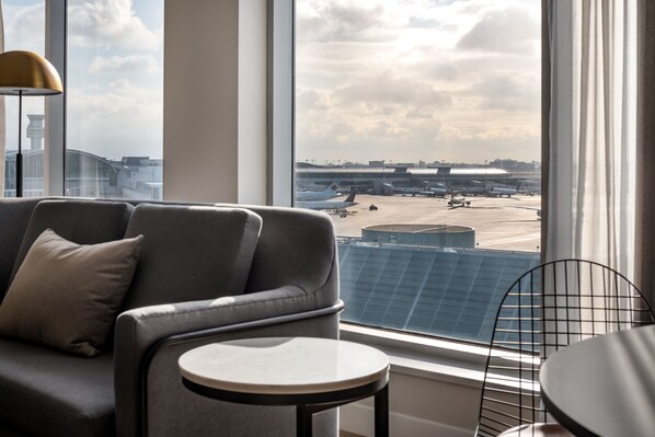 Luxe beddengoed, een kluis op de kamer, een bureau