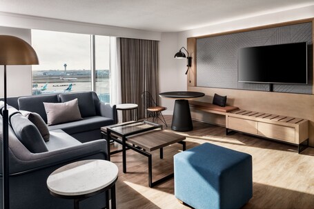 Sheraton Gateway Hotel In Toronto International Airport - Image 35