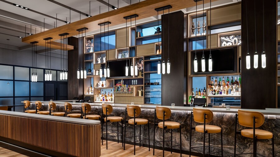 Sheraton Gateway Hotel In Toronto International Airport