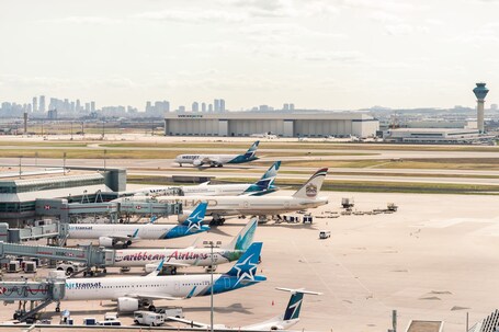 Sheraton Gateway Hotel In Toronto International Airport - Image 57