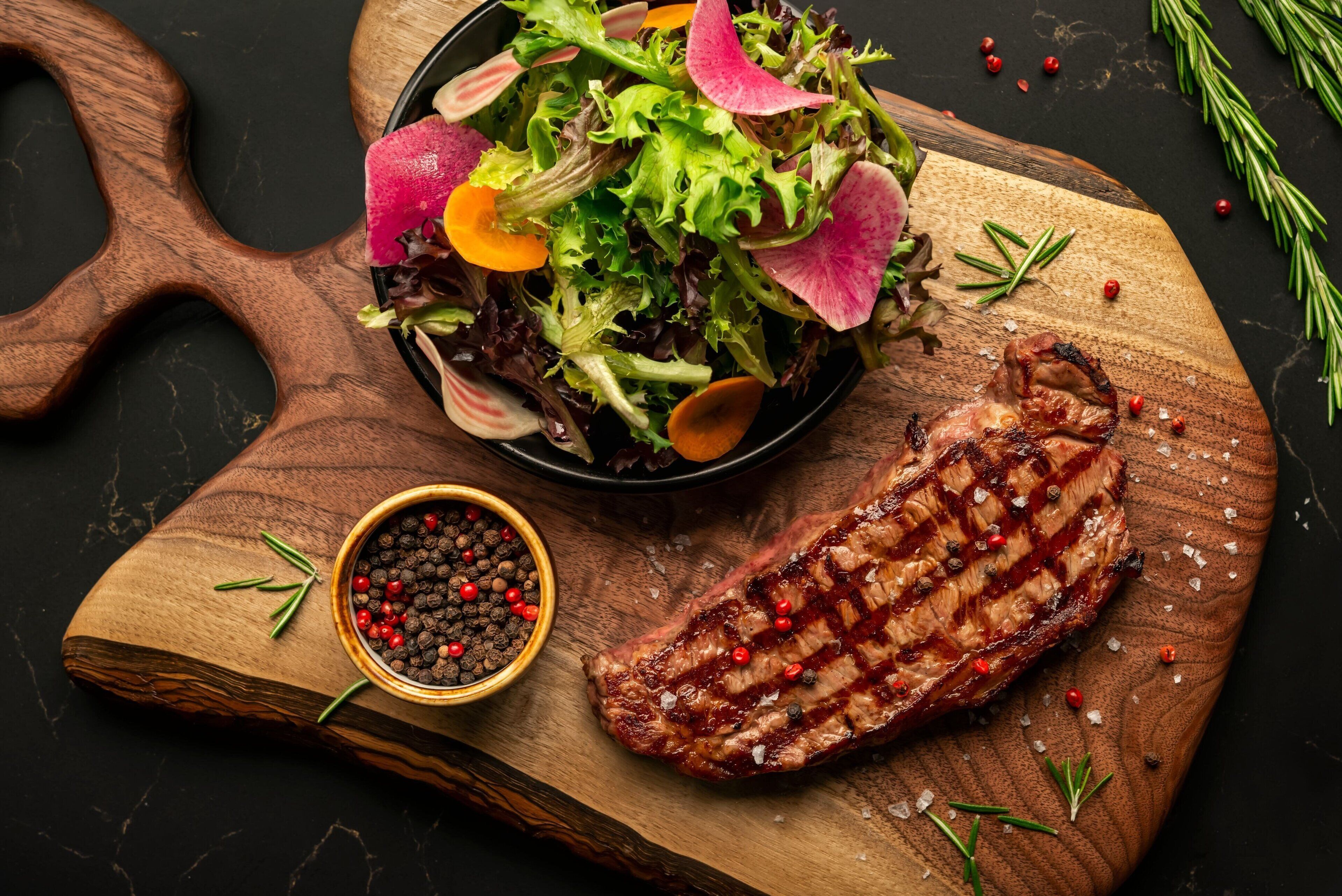 Aamiainen, lounas ja illallinen